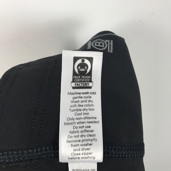 Athleta Velocity Stash Pocket Tight in Black Size Medium - Picture 11 of 12